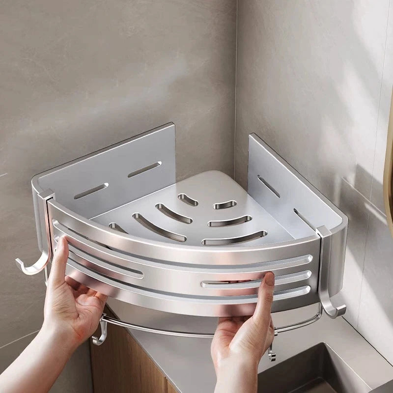étagère salle bain moderne argente argenté fixations murales flacons hygiène minimaliste