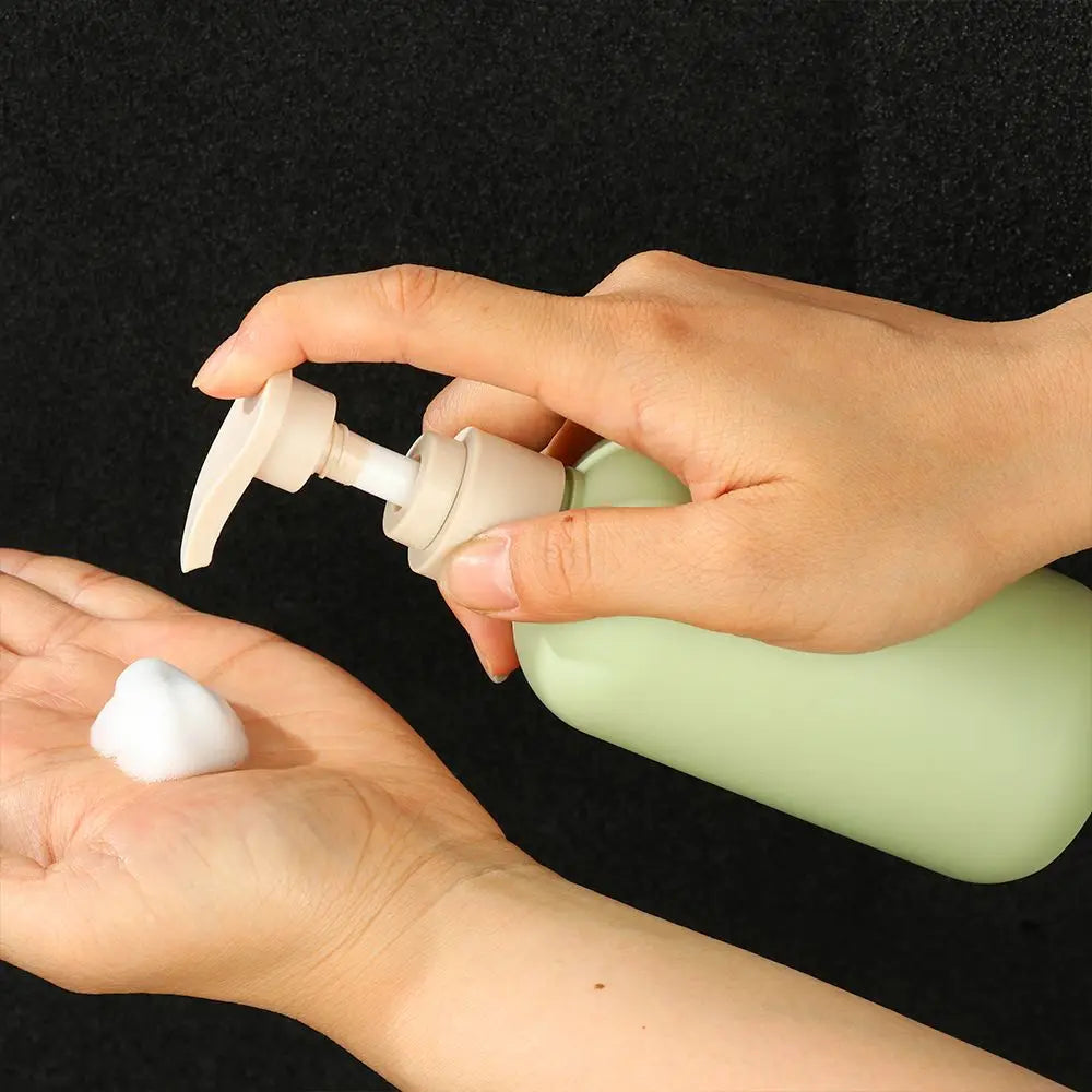 flacon lotion vert clair moderne pompe 200ml 250ml 300ml 400ml 500ml