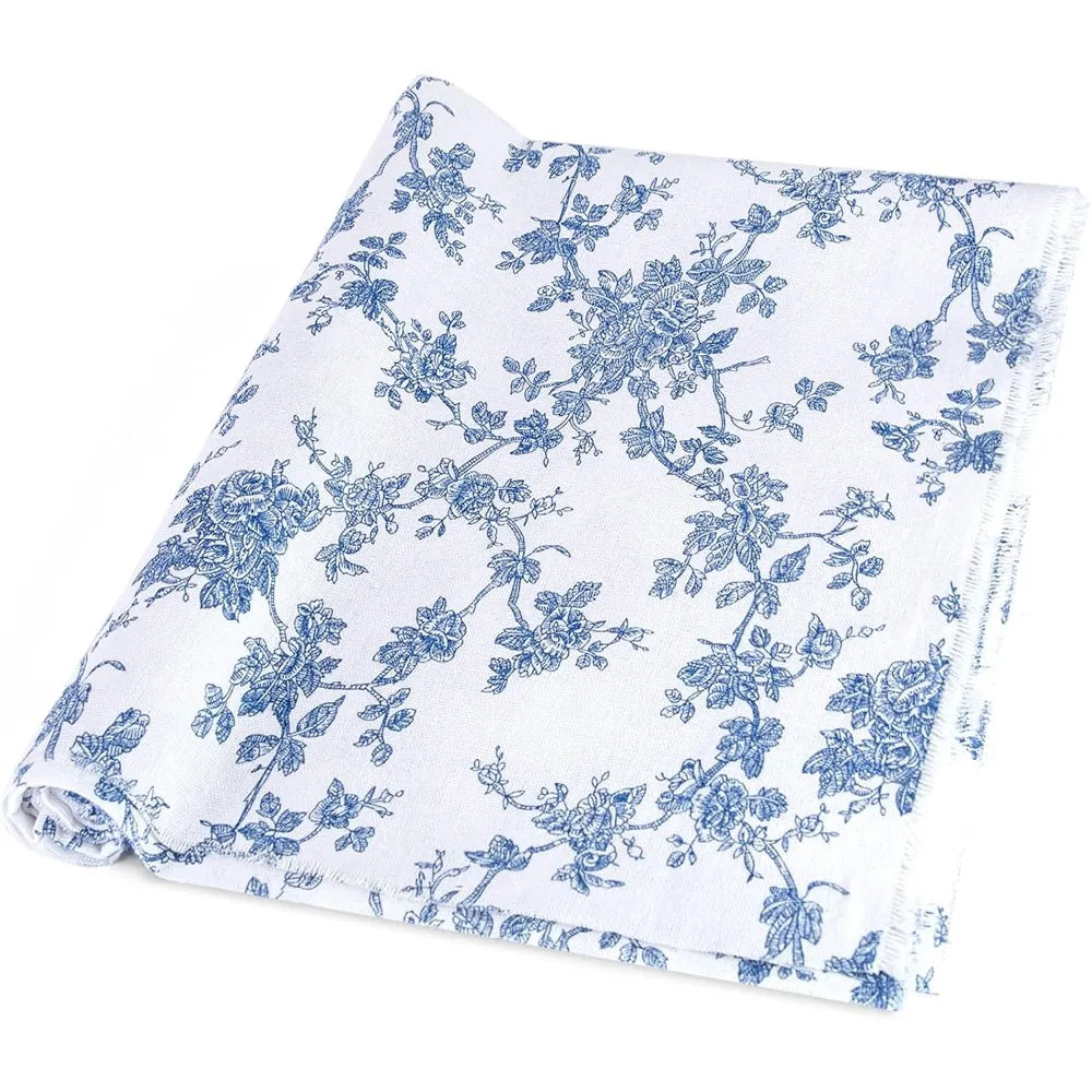 tissu toile jouy motifs floraux blanc bleu classique opale ameublement couturePATCHWORK
