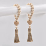 bracelet bois blanc cœur pompons coton boho chic décoration artisanale fait main
