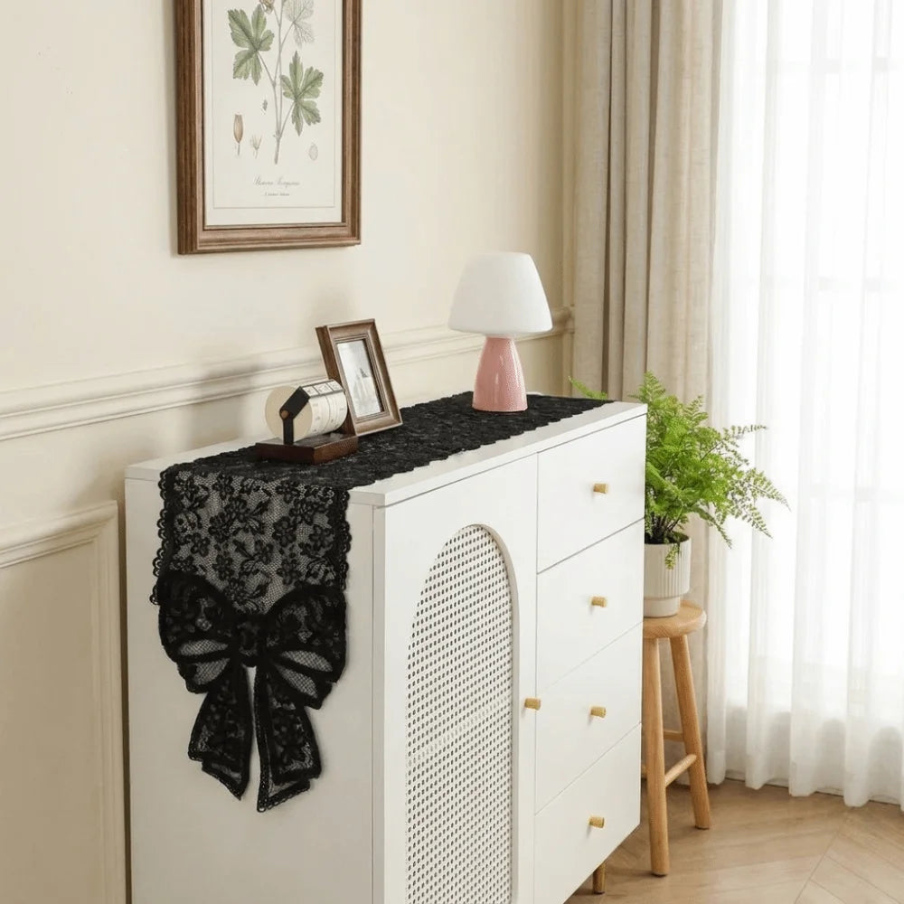 chemin table dentelle fleur noix coco blanc rose rouge noir festive romantique vintage