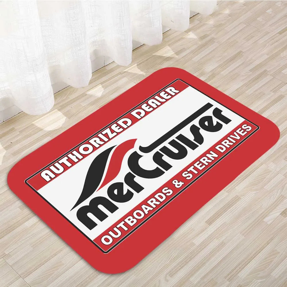 tapis moderne rouge noir blanc logo merCruiser points floraux antidérapant polyester pvc moussePE