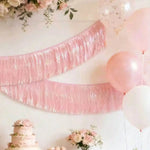 guirlande franges rose argentée décoration festive anniversaire mariage EVJF suspension festive élégante
