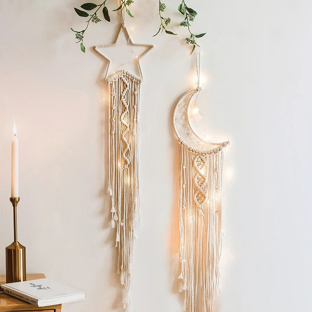 décoration murale macramé bohème tresses noeuds franges cœur lune étoile