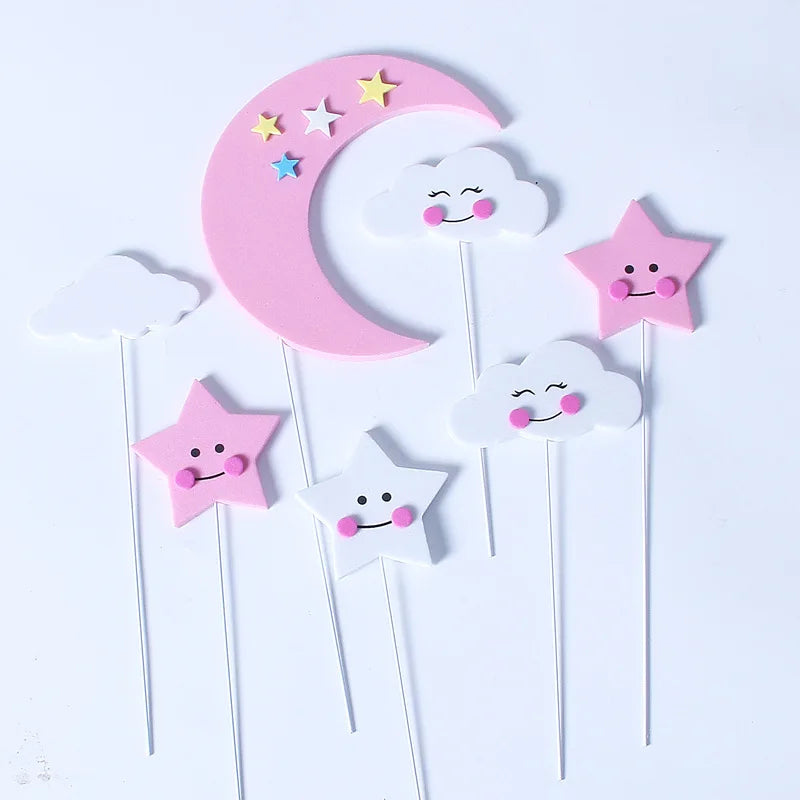 décoration gâteau anniversaire étoiles nuages lune sourire nuit bleu jaune rose