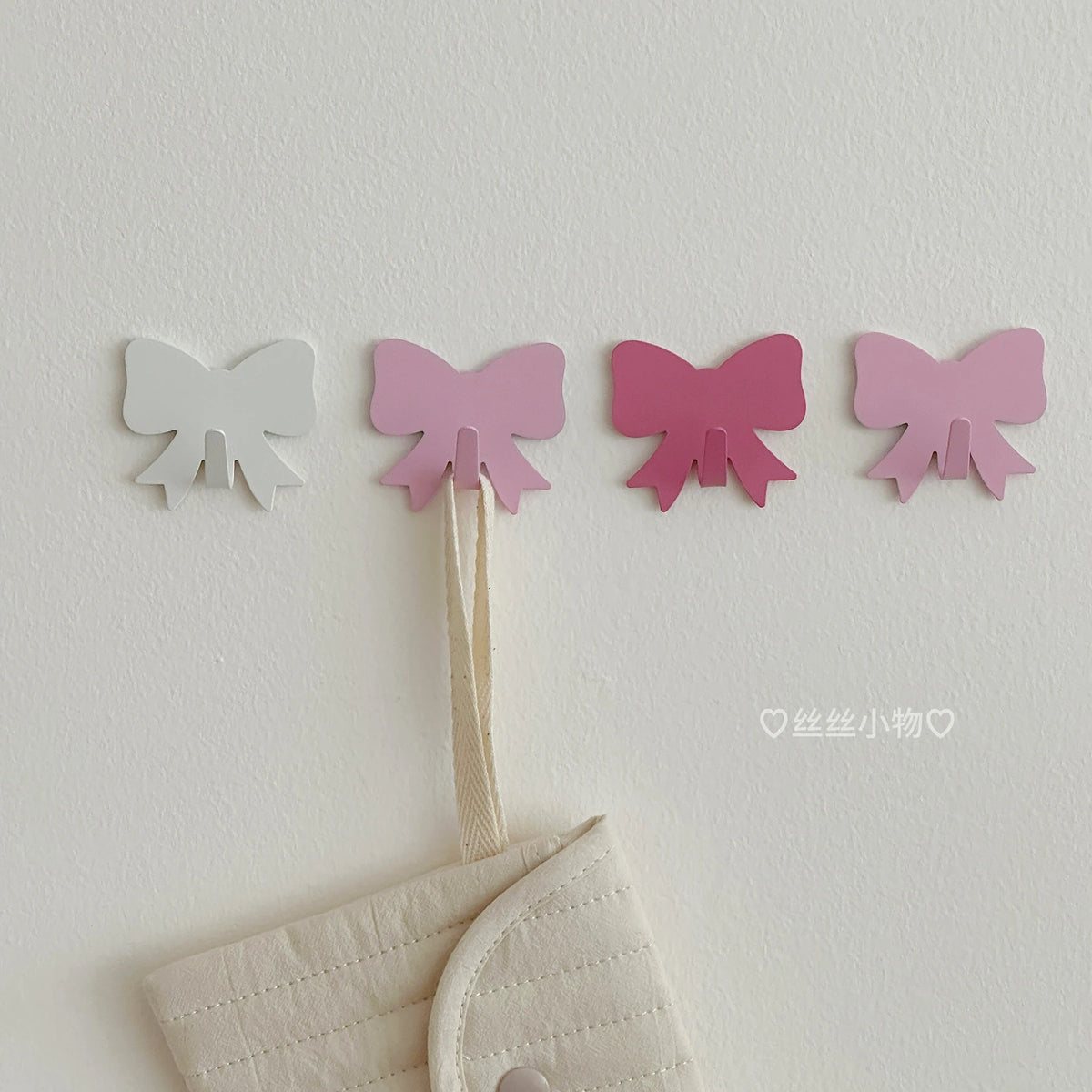 clips décoratifs nœuds blanc rose clair rose foncé modernes brillants sans perçage