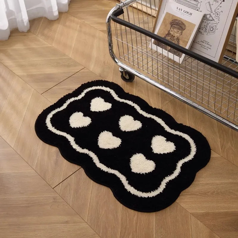 tapis salle bain moderne microfibre coeurs relief noir crème décoration antidérapant