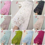 tissu dentelle polyester coton fleurs motifs floraux blanc rose clair noir vert dorées occasion