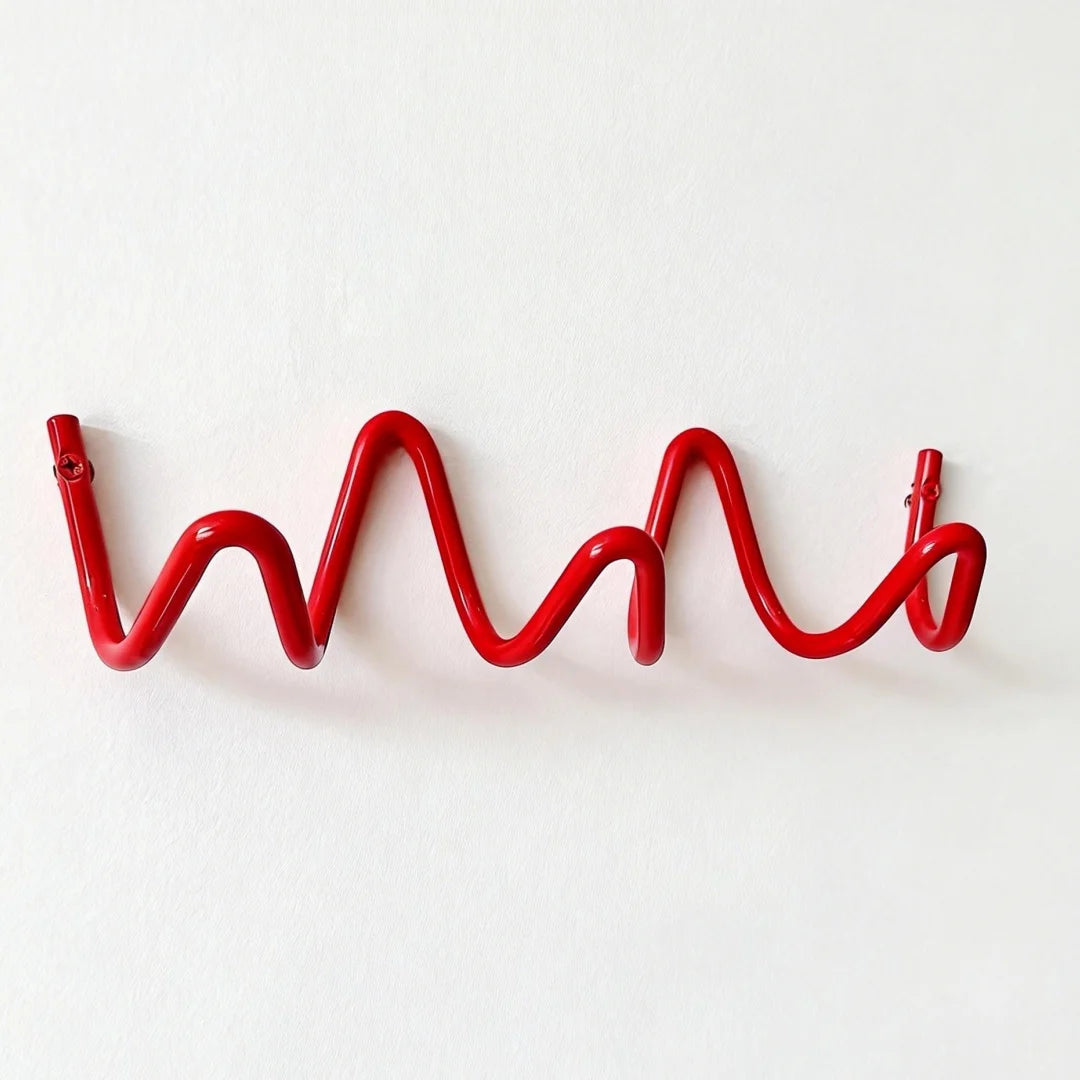 support mural crochets spirale moderne noir rouge orange argent blanc