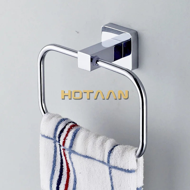 porte serviettes mural acier inoxydable finition lisse moderne argenté minimaliste serviette