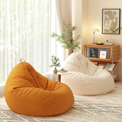 Pouf de sol en rotin violet profond