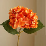 bouquet artificiel hortensia bleu clair blanc rose pâle vert clair moderne minimalisteintérieur decoration