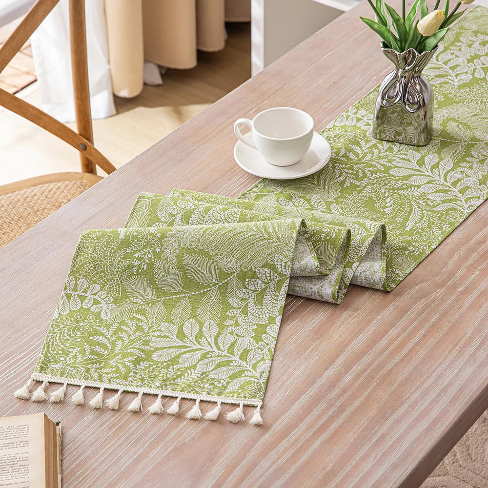 chemin table vert olive feuilles stylisées tassels blancs décoration printemps été automne hiver polyester