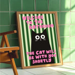 affiche moderne chat noir rayures vertes texte rose salle bain humoristique