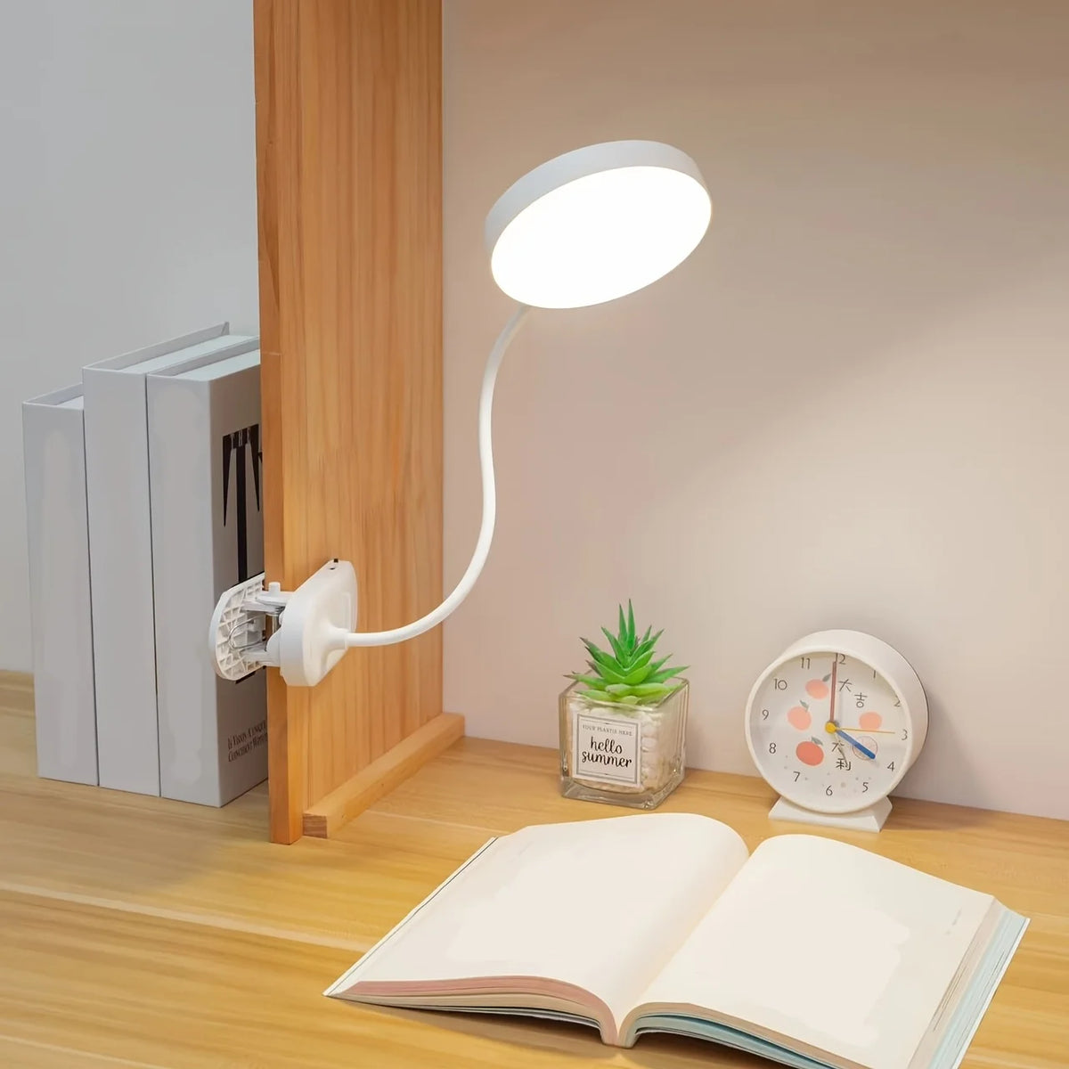 lampe rechargeable pinces blanc moderne minimaliste led modes tactile protection yeux