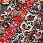 ruban décoratif artisanal dragon stylisé fleurs motifs floraux rouge noir blanc doré