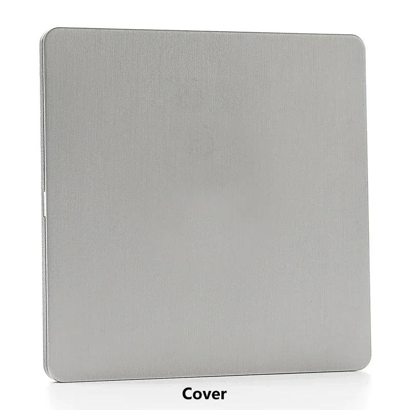 prise électrique moderne argentée usb fixation trois prises murales minimaliste