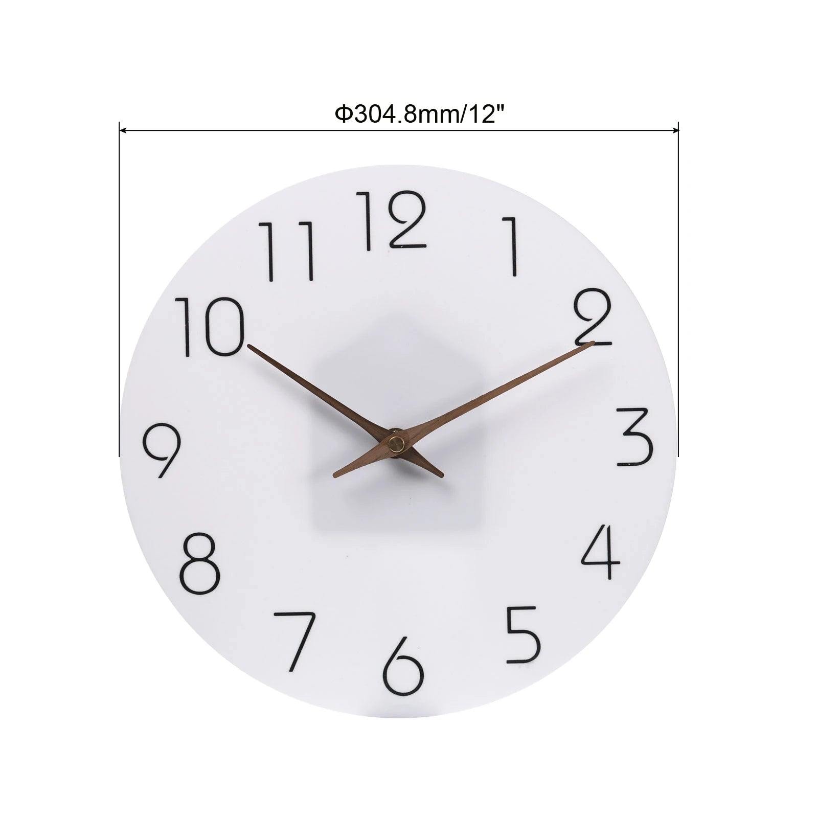 Horloge murale rouge moderne accrochée dans une chambre