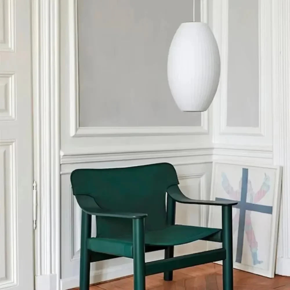 lustre moderne suspendu ovale blanche rainures verticales salon chambre principal