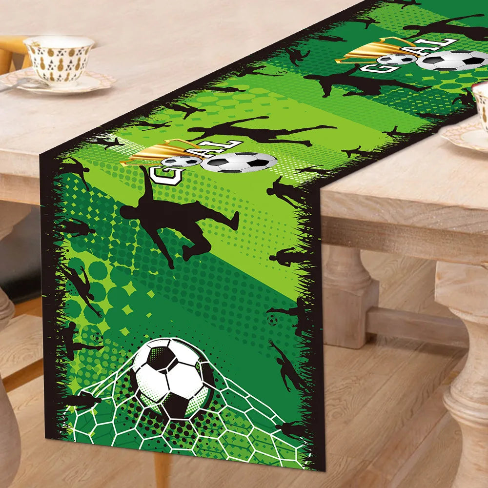 champ football table décor anniversaire enfant motif joueur ballon doré(hexagones) vert noir blanc