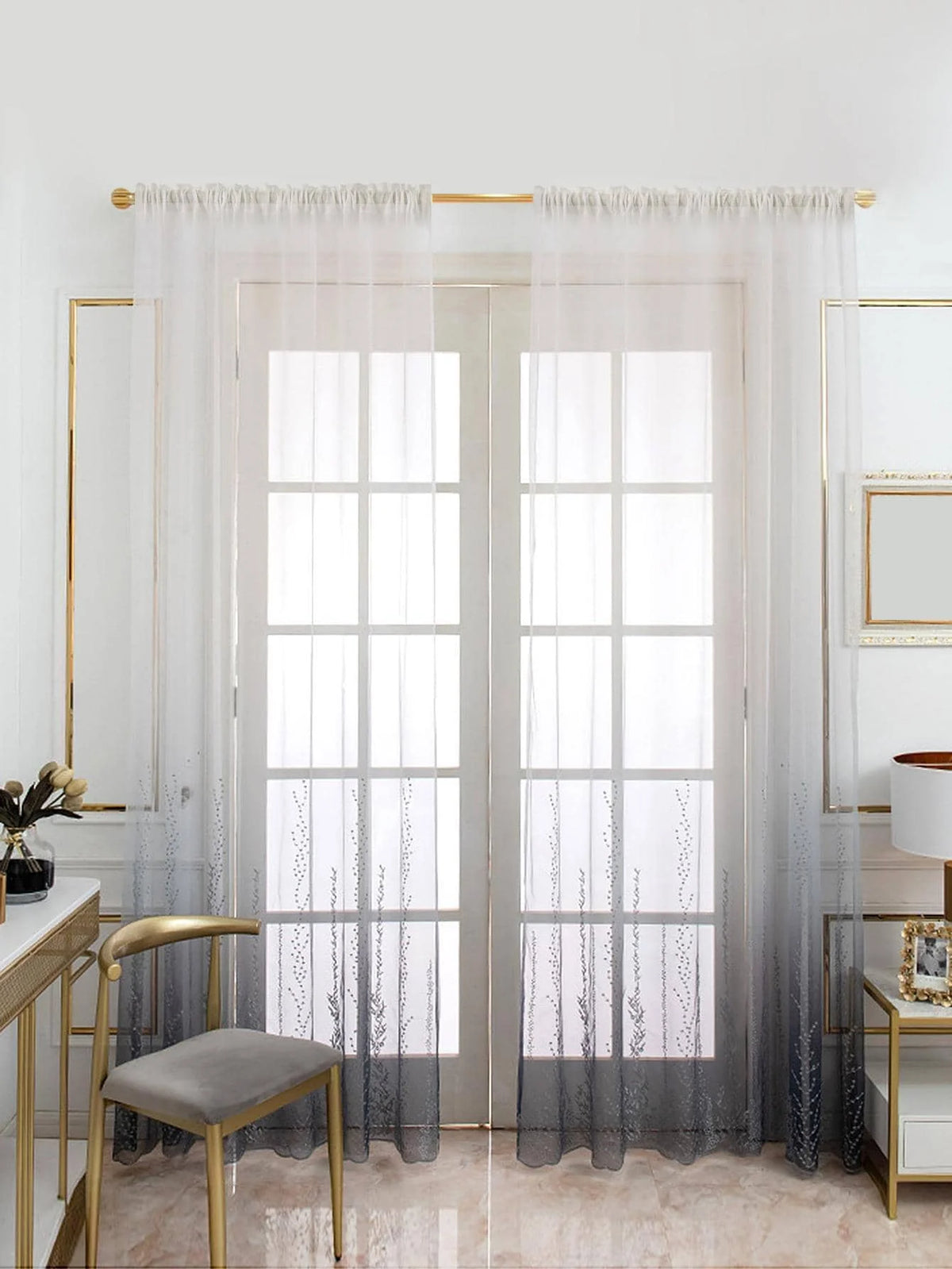 rideau voilage blanc gris dégradé motifs floraux tissu texturé translucide élégant moderne tringle dorée