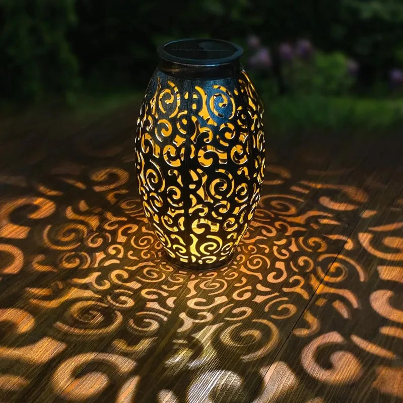 lanterne solaire suspendue noire spirales dorées extérieure artisanale ip44