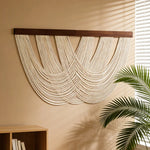 décoration murale bohème tissée tresses géométriques beige clair marron foncé minimaliste suspension chambre salon