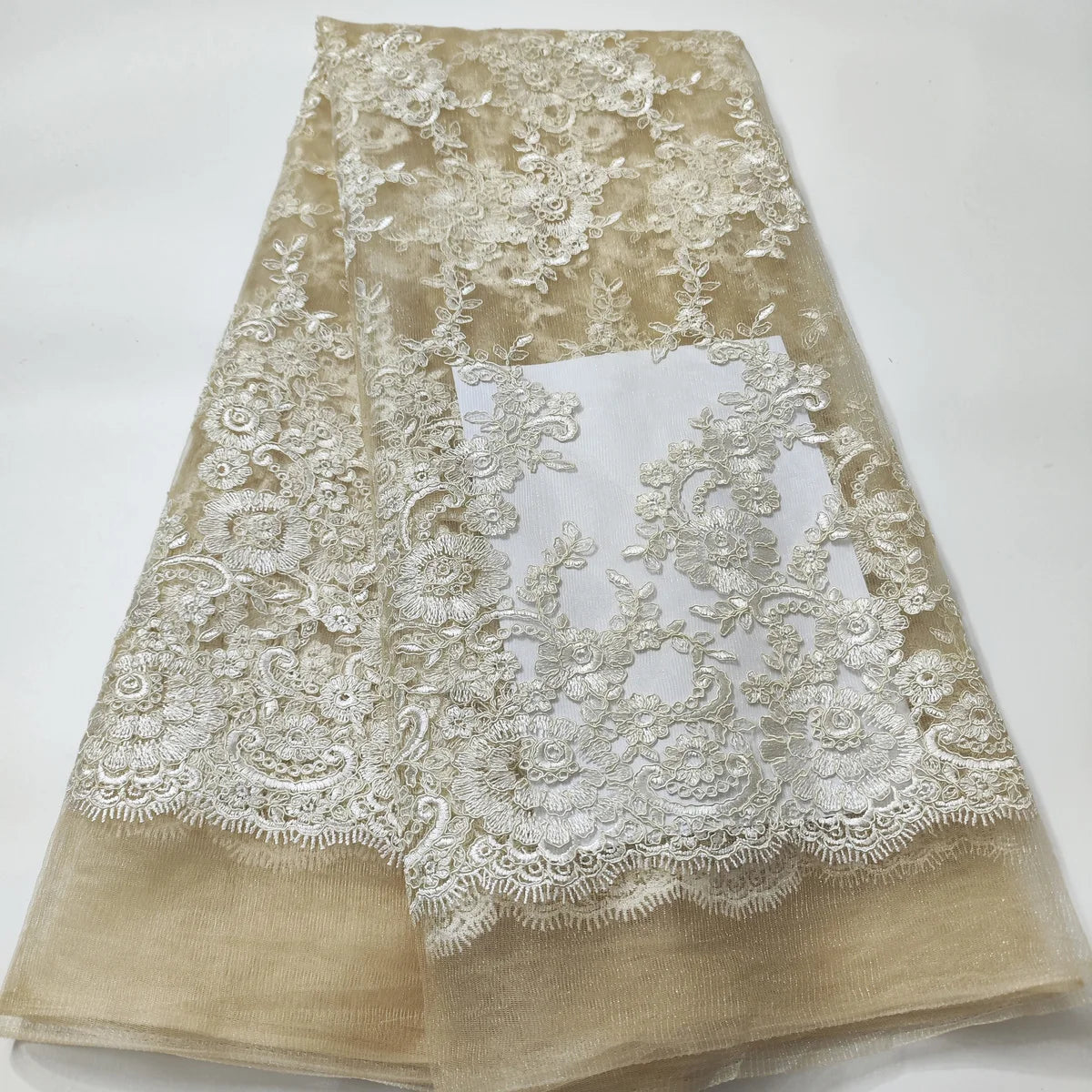 tissu dentelle polyester blanc noir floral translucide élégant mariage robes