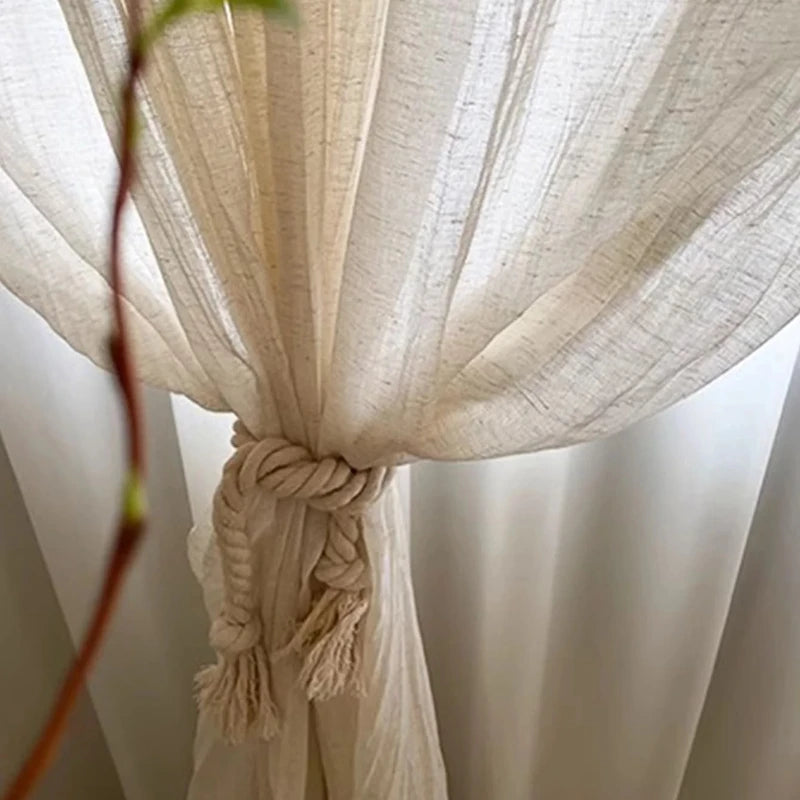 rideau tissu voile blanc cassé bohème semi transparent texture froissée fenêtre