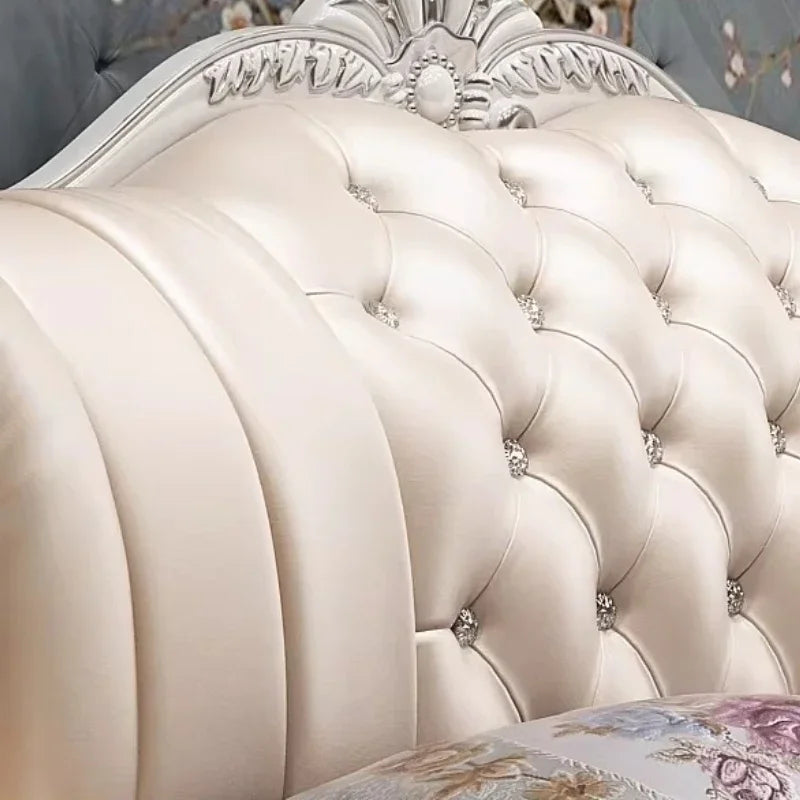 lit blanc rouge tufté cuir véritable classique luxueux chambre master