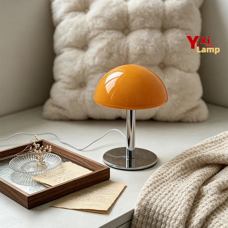 lampe table moderne blanc jaune orange vert opacité base plate prise usb cable alimentation