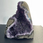 géode quartz améthyste naturelle pierre feng shui décoration maison cristaux violets gris