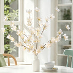 décoration intérieure bouquet fleurs artificielles rose naturel blanc orange rouge bleu vase minimaliste