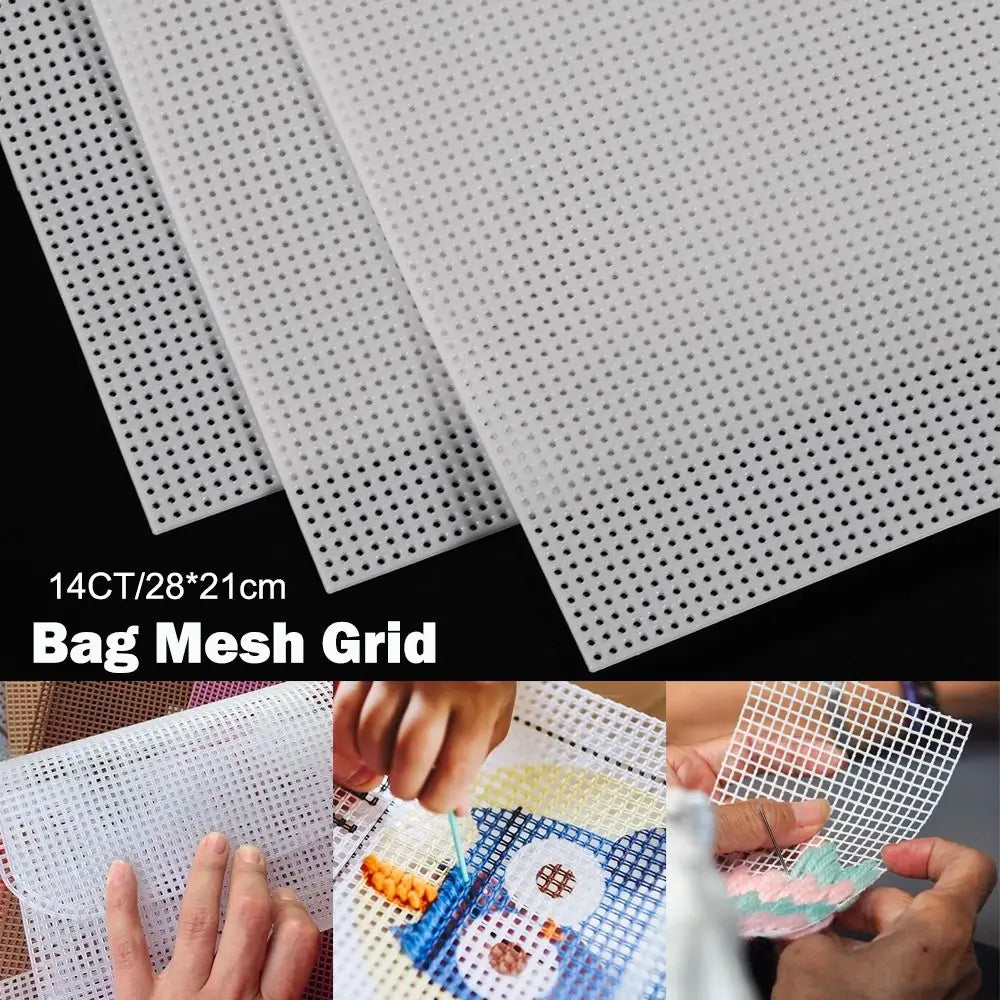 grille broderie perforée moderne 28x21cm adhésive blanche tricot artisanal filament acrylique