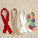 élastiques chaussettes rouge beige blanc vert rayures horizontales différents couleurs