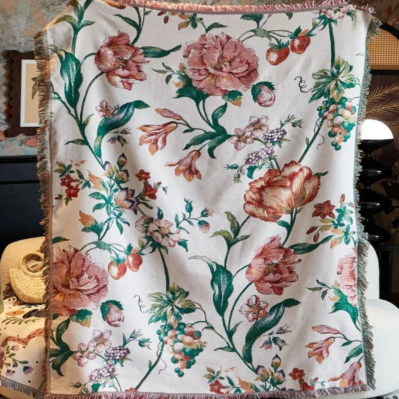couverture canapé vintage floral beige rose verte rouge jaune franges jacquard polyestère antidérapante