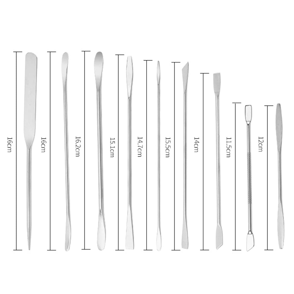 spatule maquillage acier inoxydable argenté moderne lisse brillante outils cosmétiques minimaliste qualité professionnelle durable