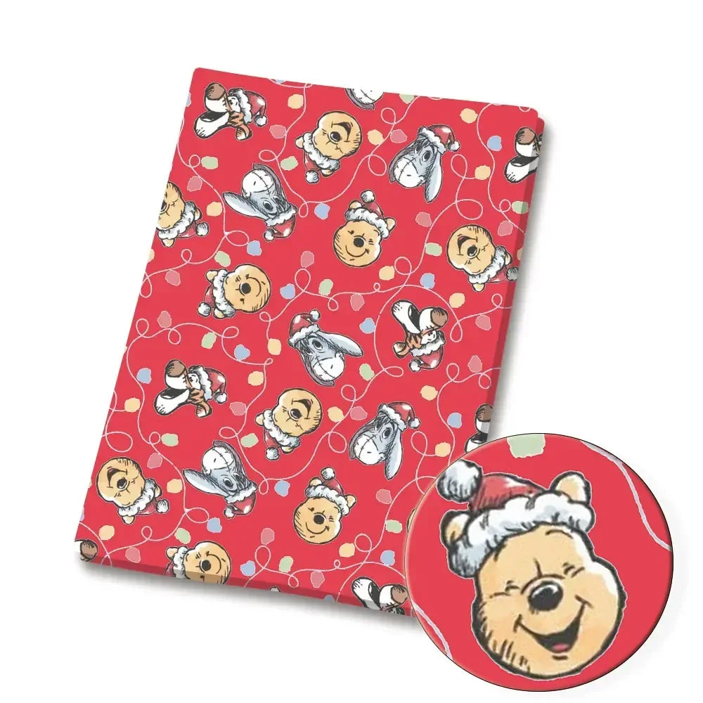 papier cadeau rouge jaune rose gris motif winnie l'ourson amis enfant