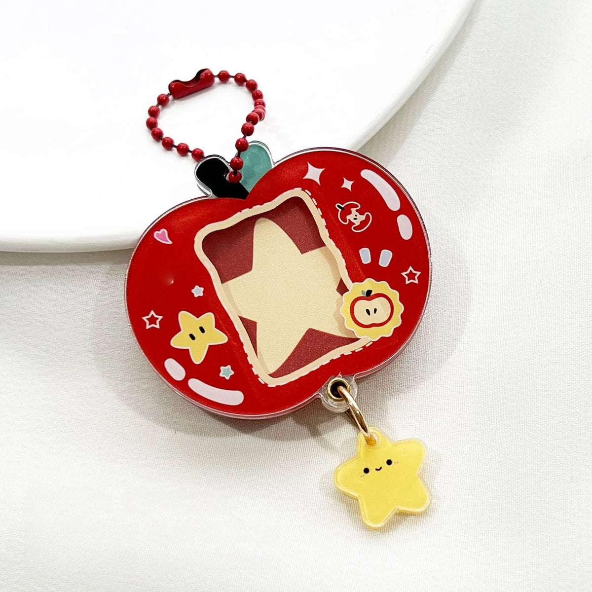 porte clés étoile cœur pomme animaux cartoon enfantin chaîne dorée rouge blanc noir