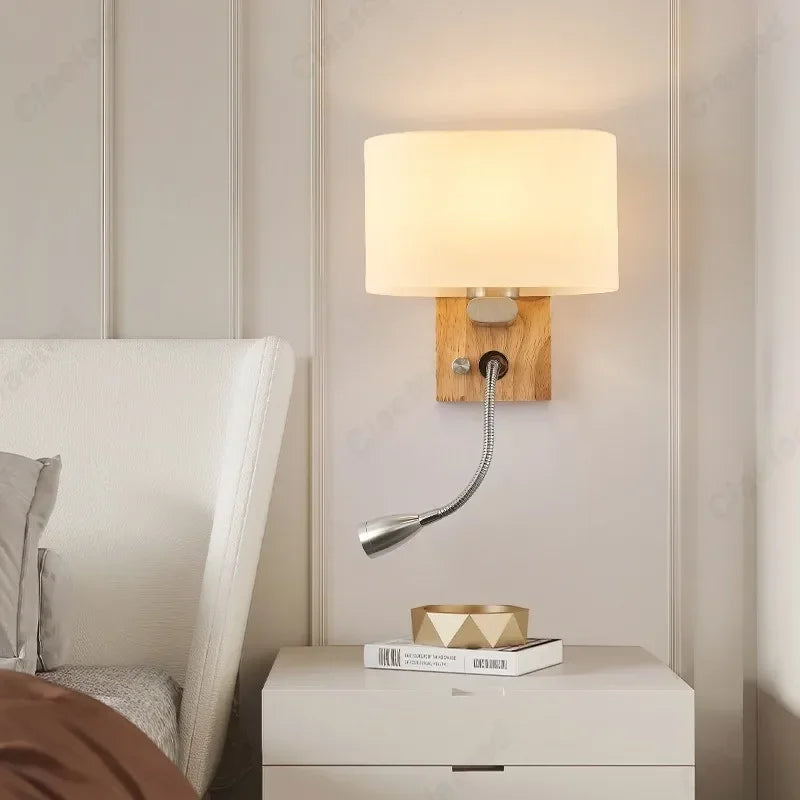 applique murale bois blanc lampe lecture chambre moderne abat jour tissu blanc moderne