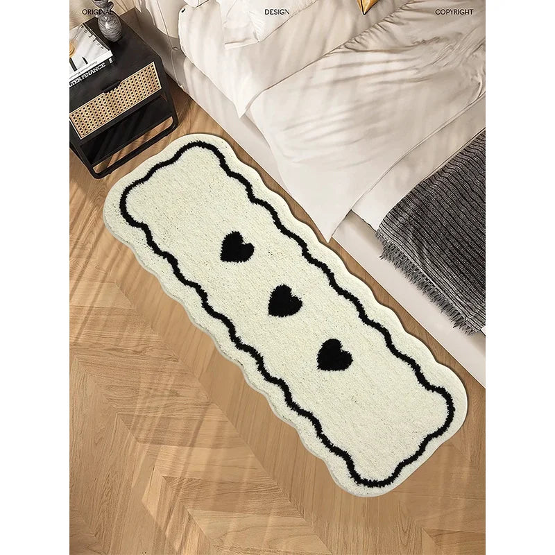 tapis sol moderne motif coeur noir blanc doux antidérapant chambre salon décoration maison