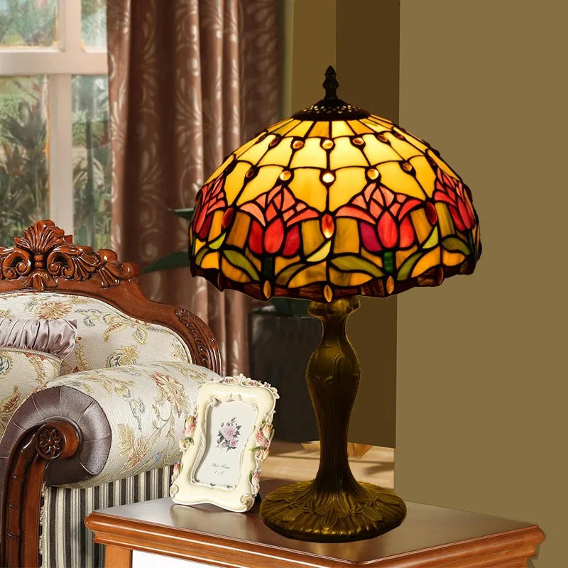 lampe table art nouveau multicolore motifs floraux tiffany abat jour vitrail base solide traditionnelle