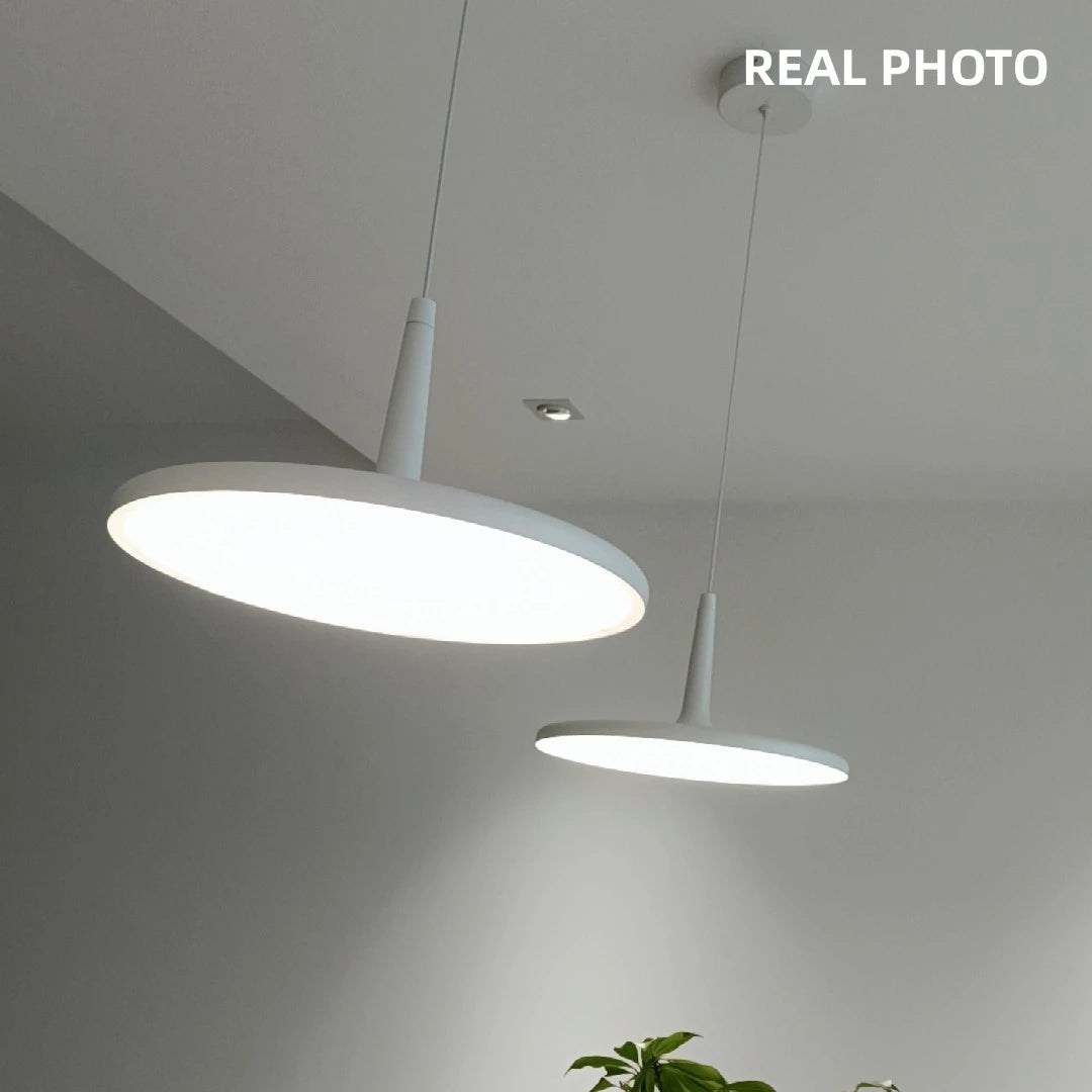 lampe suspendue moderne noir blanche contemporaine cuisine salon restaurant étude chambre balancelle