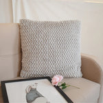 coussin peluche gris moderne 45x45cm simple motif géométrique décoration intérieure farmhouse