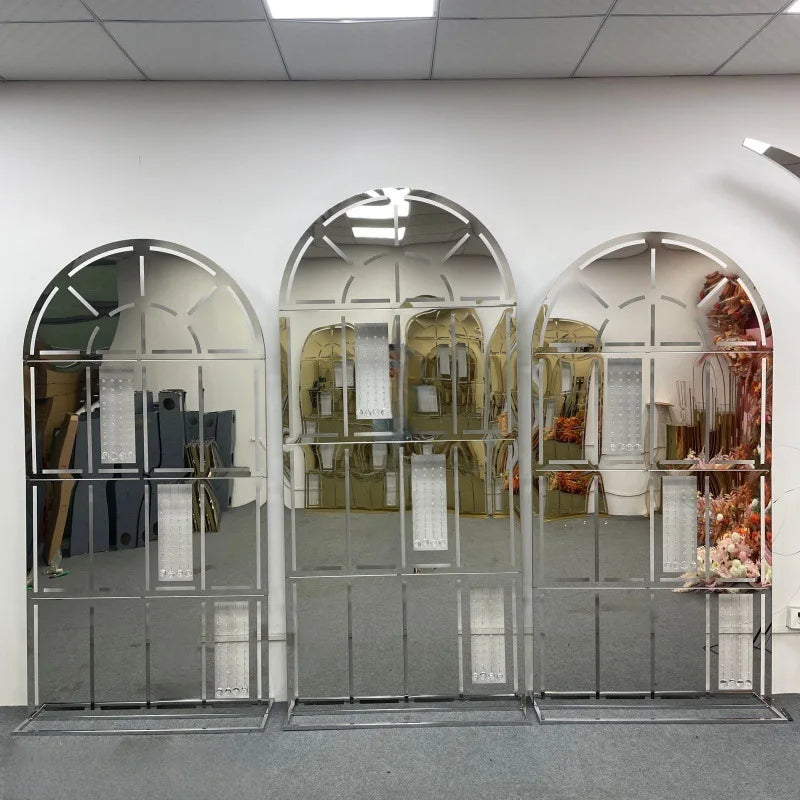 miroir cadre doré géométrique classique ligne verticale décoration intérieure mariage anniversaire événement baptême