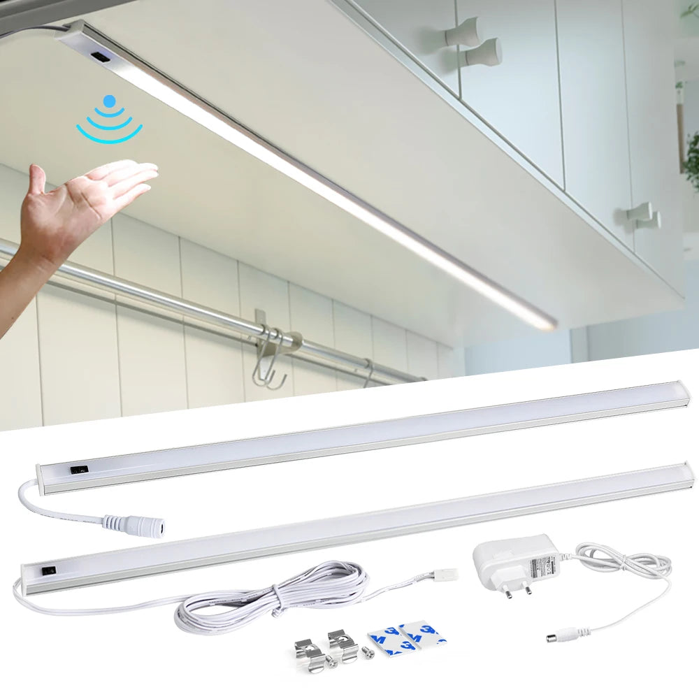 lampe led sous meuble cuisine capteur mouvement blanc moderne placard garde robe éclairage intérieur