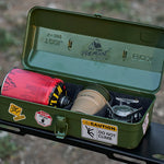 boîte outils métal poignée cuir camping rangement vintage robuste vert noir
