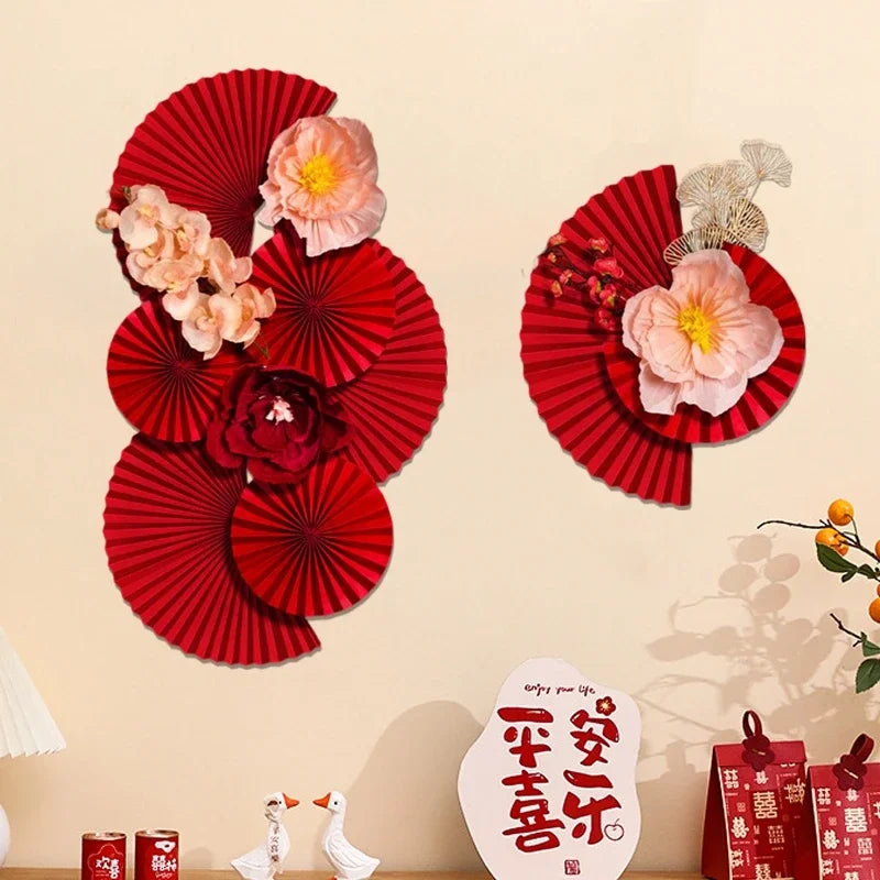 décoration murale festive asiatique fanions papier fleurs motifs calligraphie rouge blanc doré