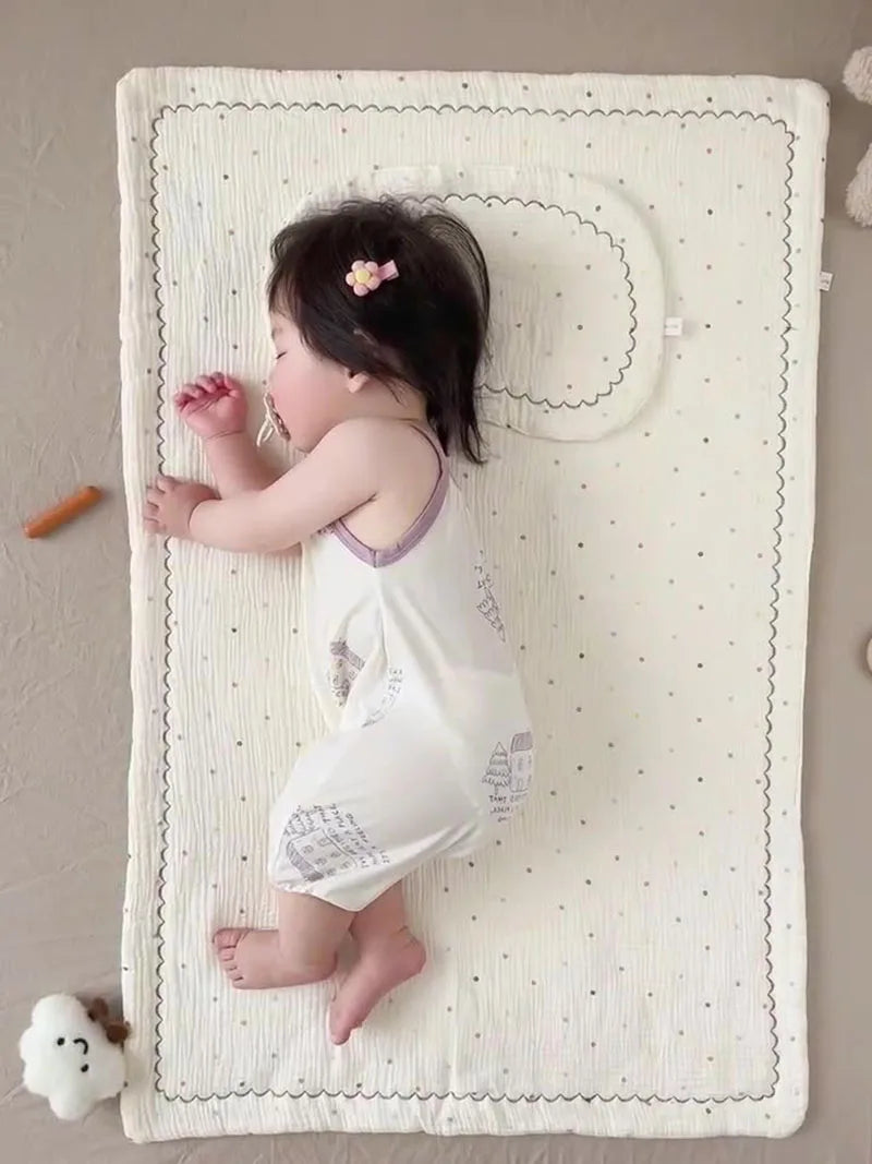 tapis bébé blanc points colorés bordure dentelée doux classique 60x100cm 3ans