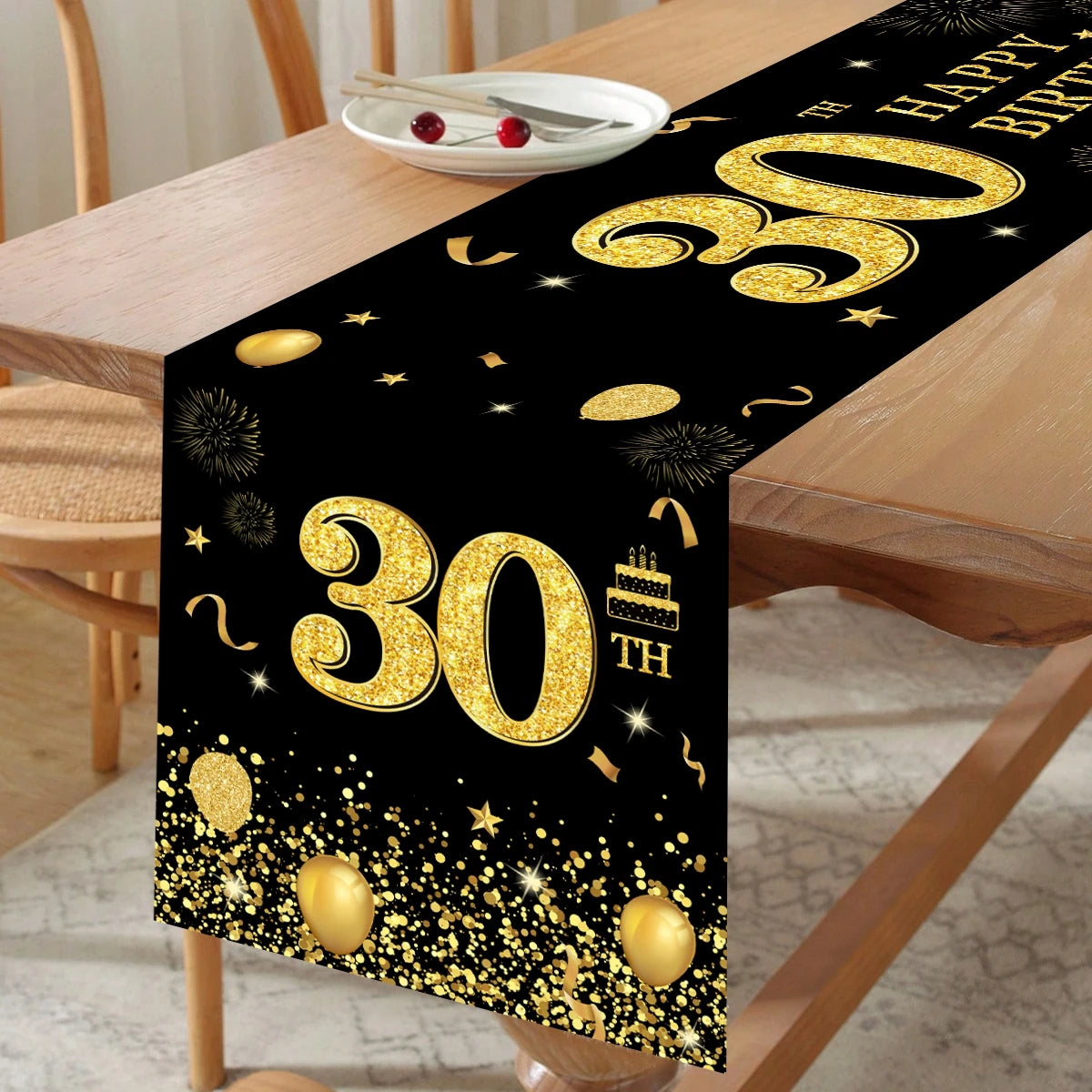 Chemin de table anniversaire noir et or pour 30 ans